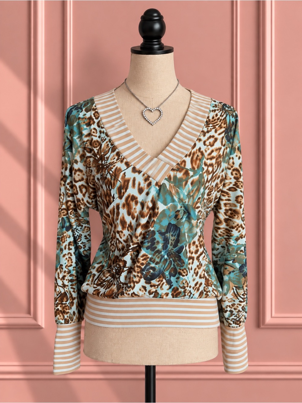 Y2K Industry Leopard Print V-Neck Long Sleeve Top Size S